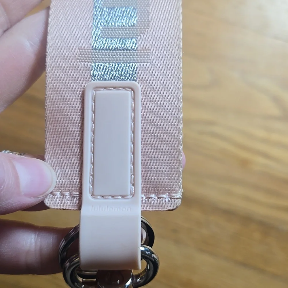 Lululemon Never Lost Pink Mist, silver logo keychain lanyard